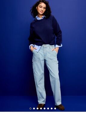 Old Navy Mid Rise Slouchy Straight Leg Carpenter Jeans Size 4 NWT